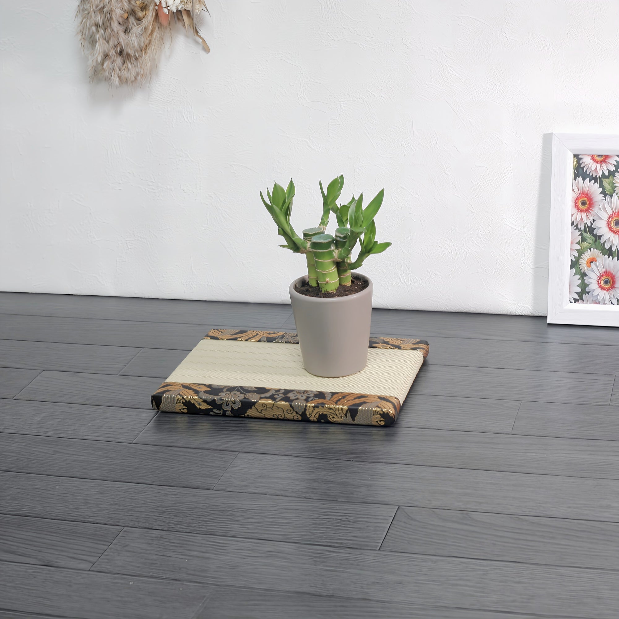 消臭効果がある華やかなミニ畳 金襴生地 ブラック グリーン