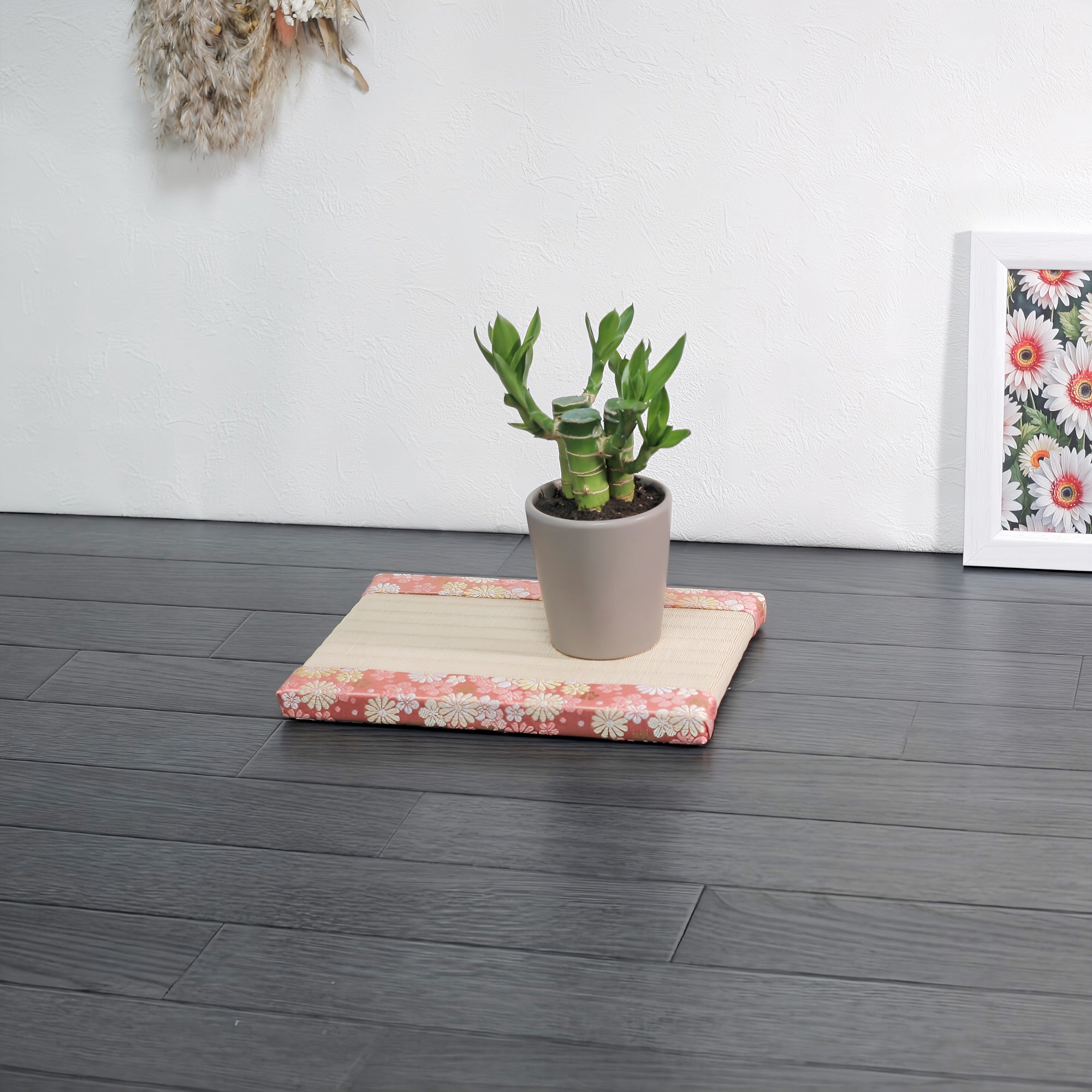 消臭効果がある華やかなミニ畳 金襴生地 ピンク ベージュ