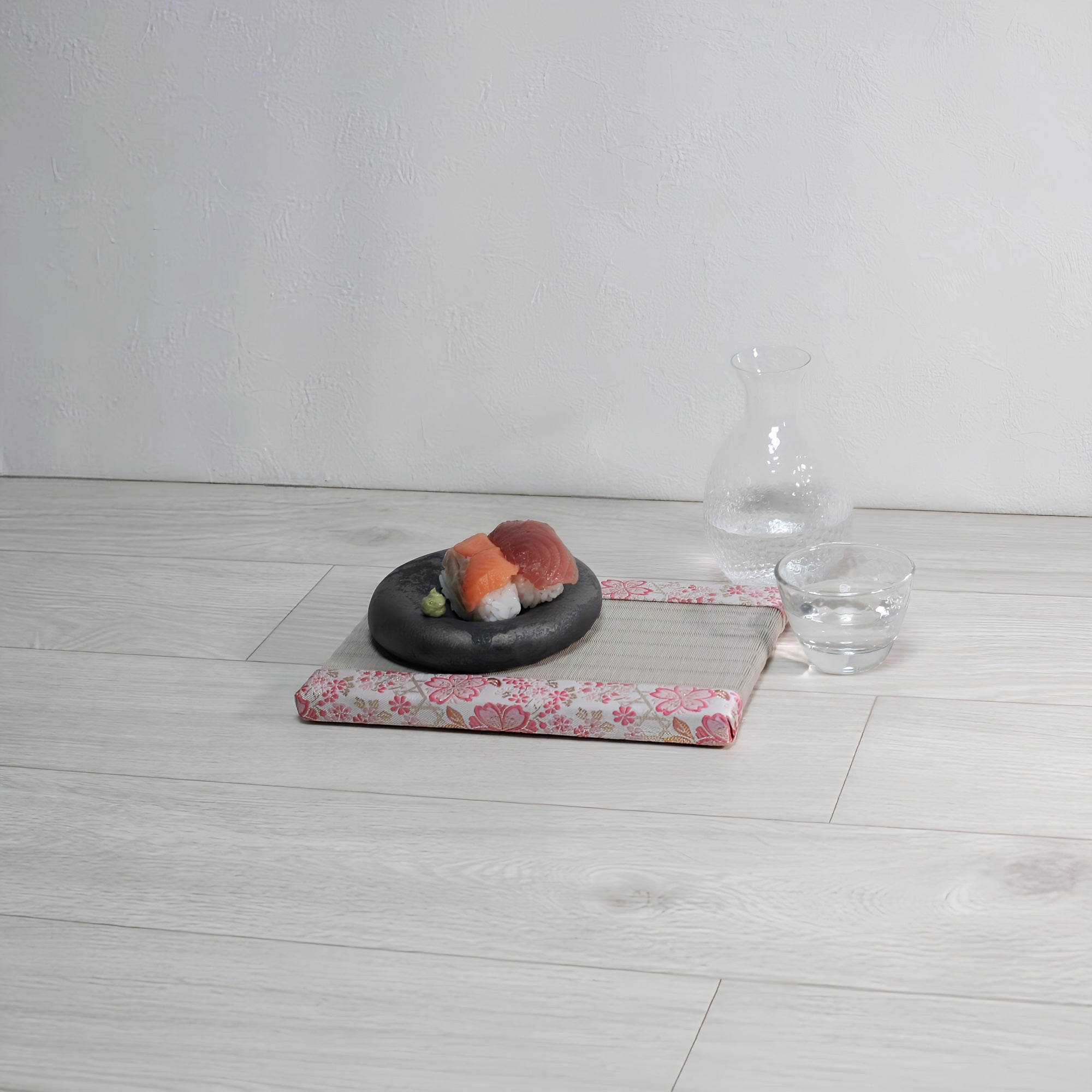 消臭効果がある華やかなミニ畳 金襴生地 ピンク 桃色