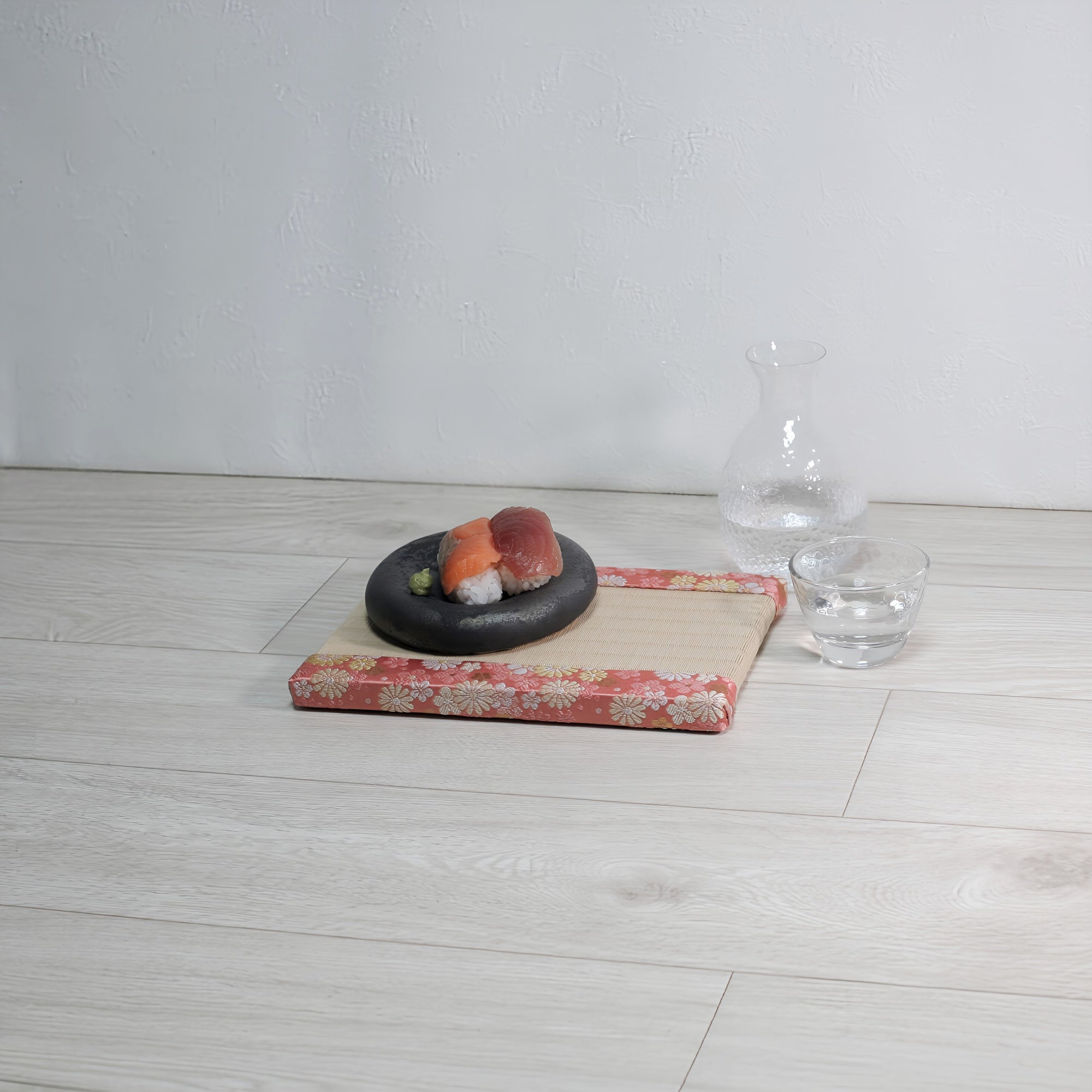 消臭効果がある華やかなミニ畳 金襴生地 ピンク ベージュ