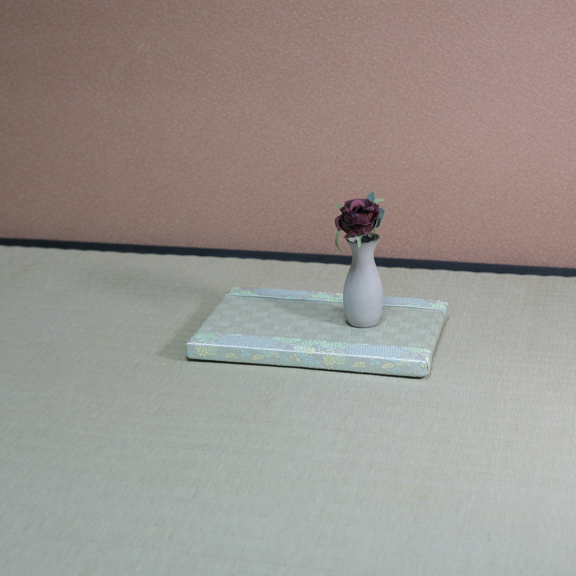 消臭効果がある華やかなミニ畳 金襴生地 グリーン 市松グリーン