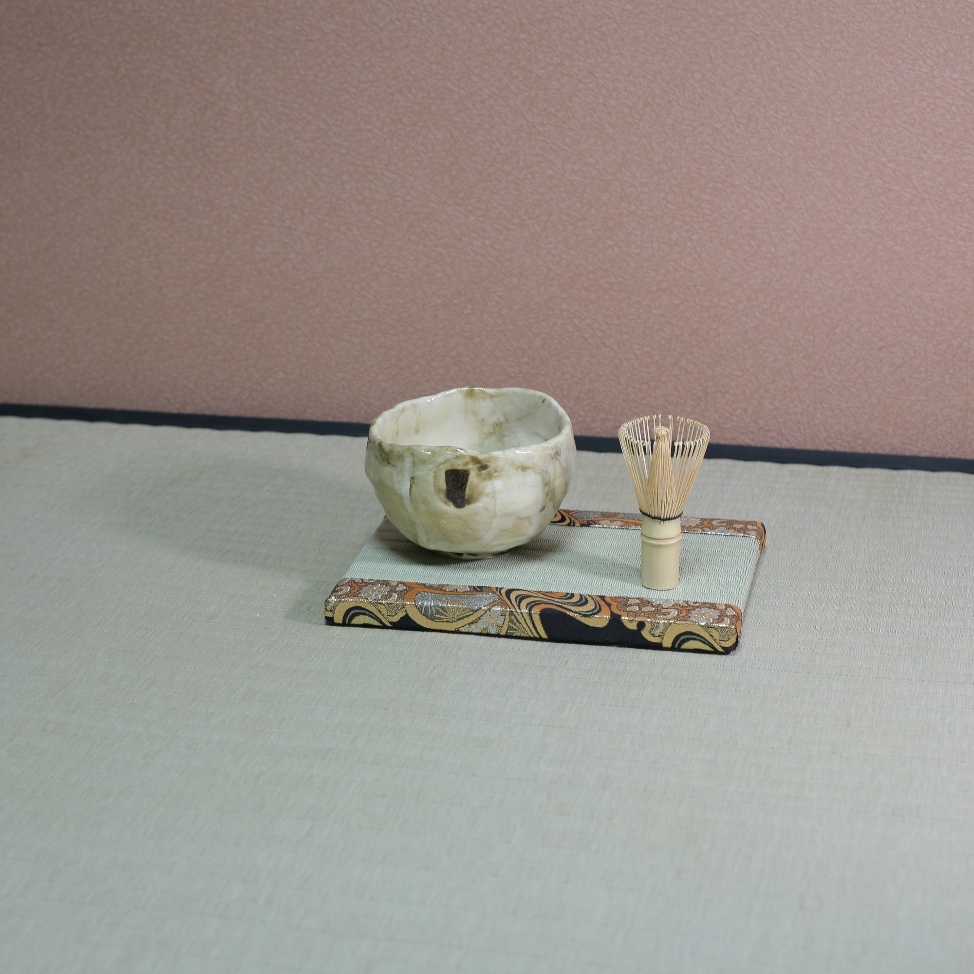 消臭効果がある華やかなミニ畳 金襴生地 ゴールド グリーン