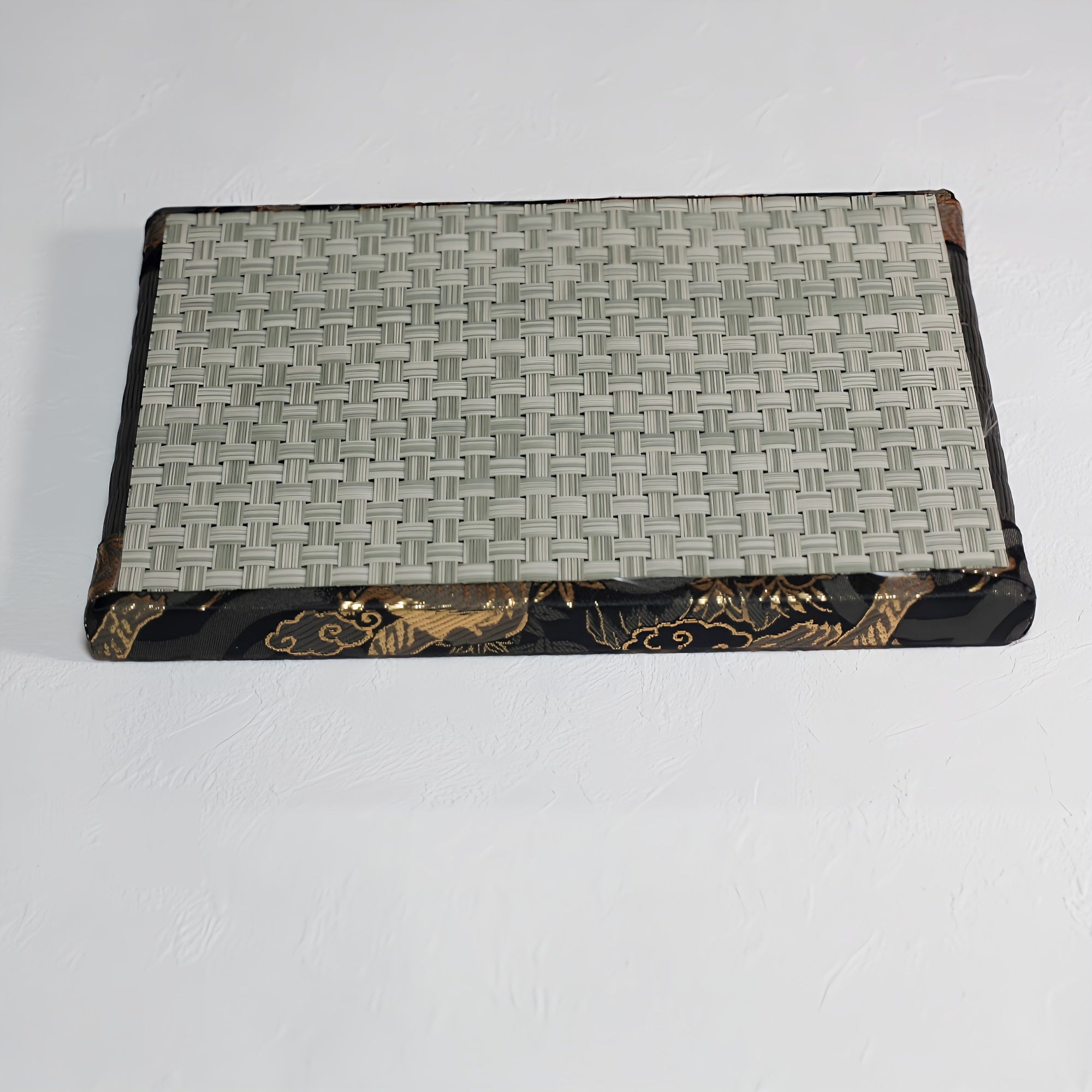 消臭効果がある華やかなミニ畳 金襴生地 ブラック ゴールド ダークブラウン