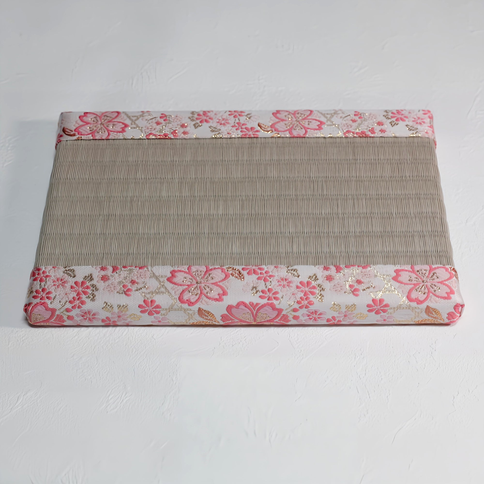 消臭効果がある華やかなミニ畳 金襴生地 ピンク 桃色