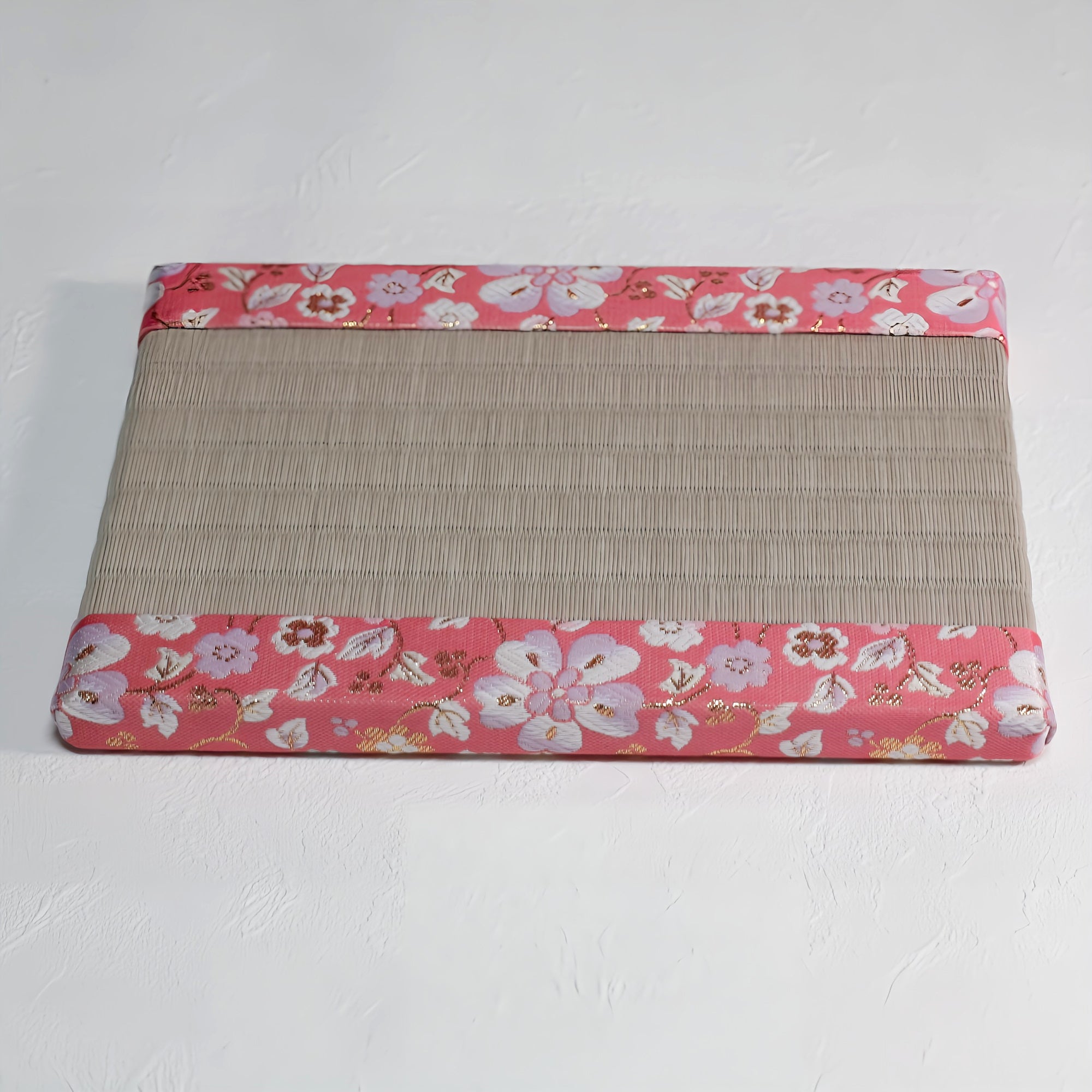 消臭効果がある華やかなミニ畳 金襴生地 ピンク 桃色