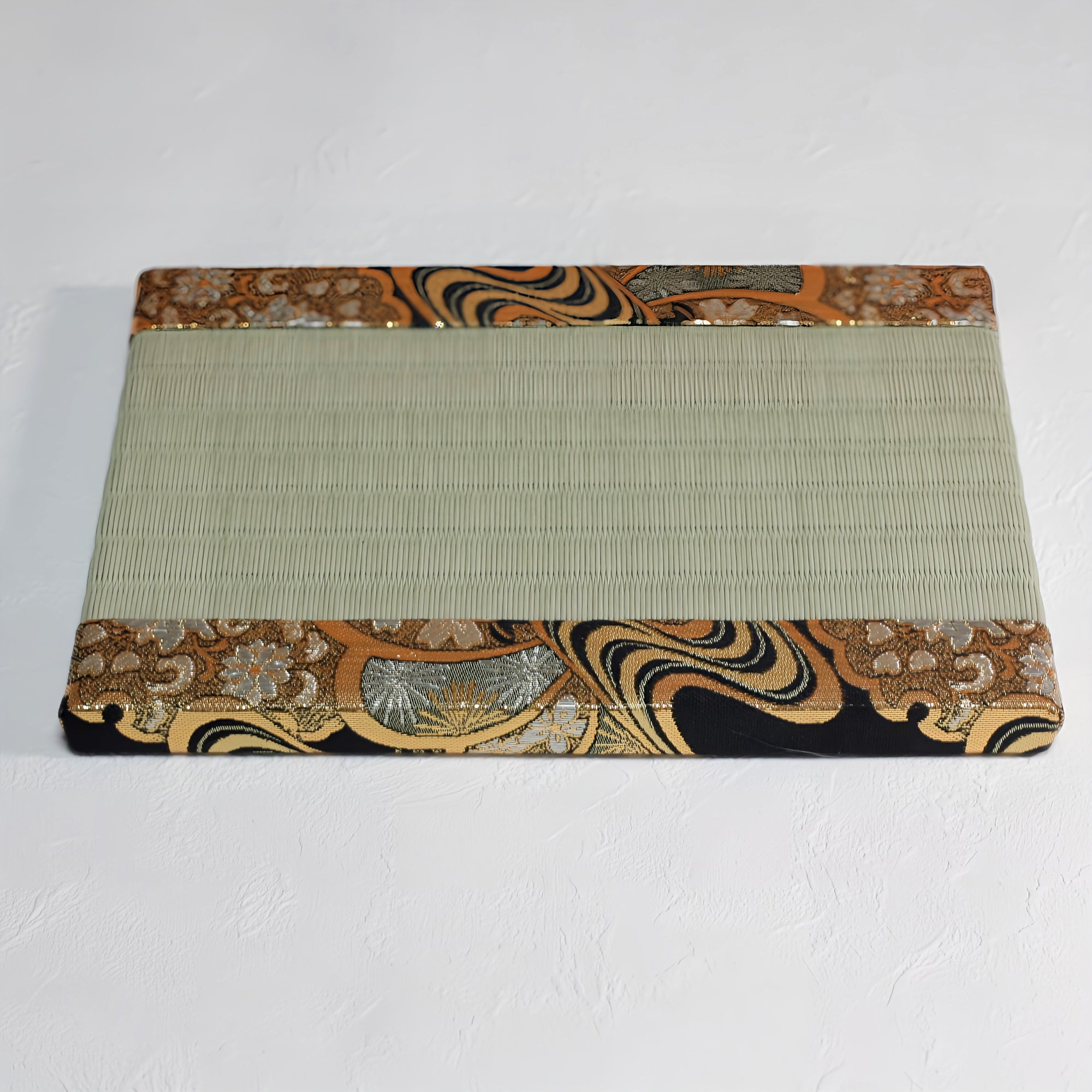 消臭効果がある華やかなミニ畳 金襴生地 ブラック グリーン