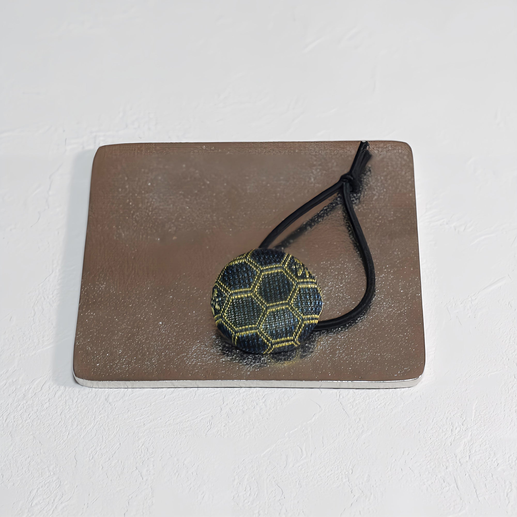 畳へりをアレンジしたヘアゴム ブラック 亀甲柄