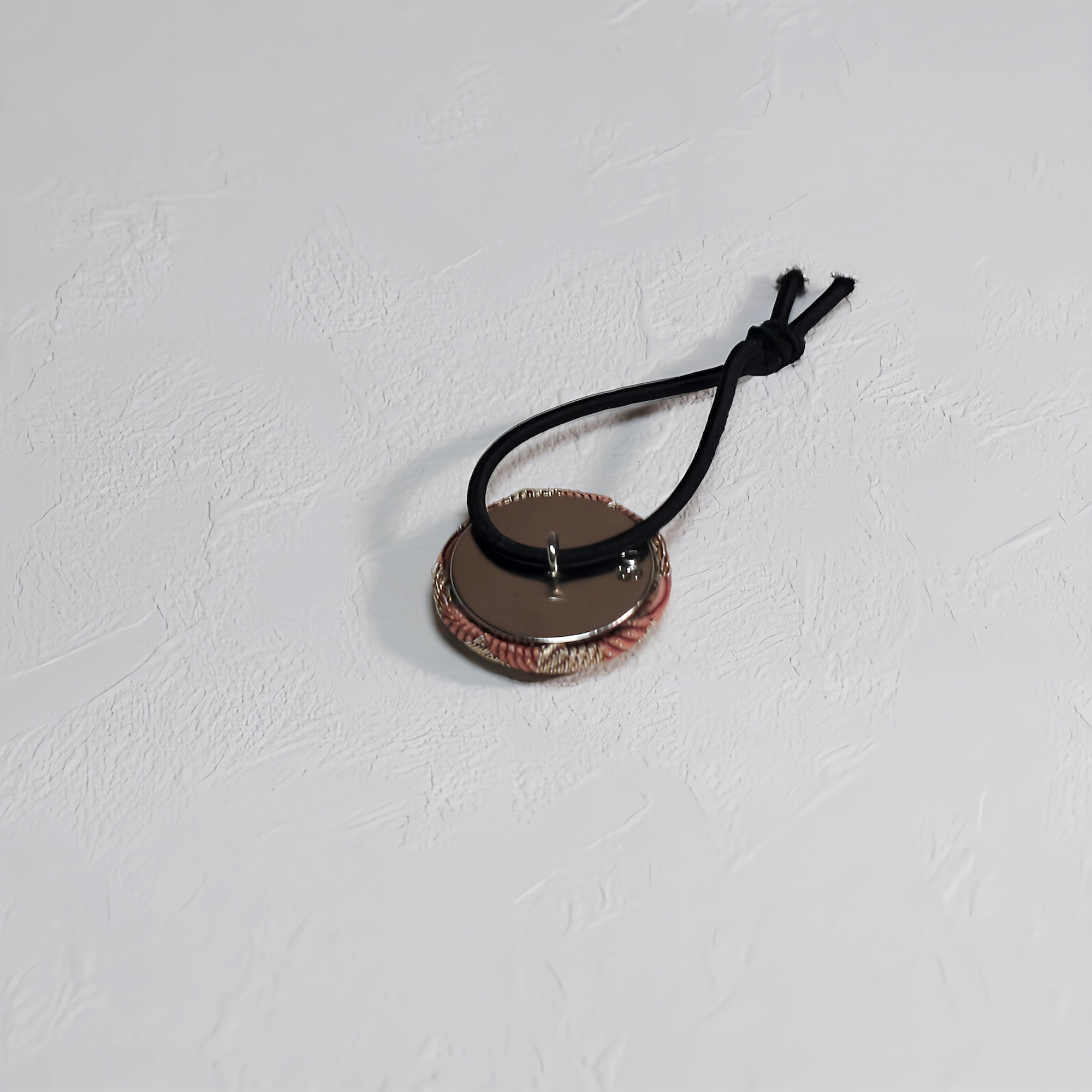 畳へりをアレンジしたヘアゴム ピンク チェック柄