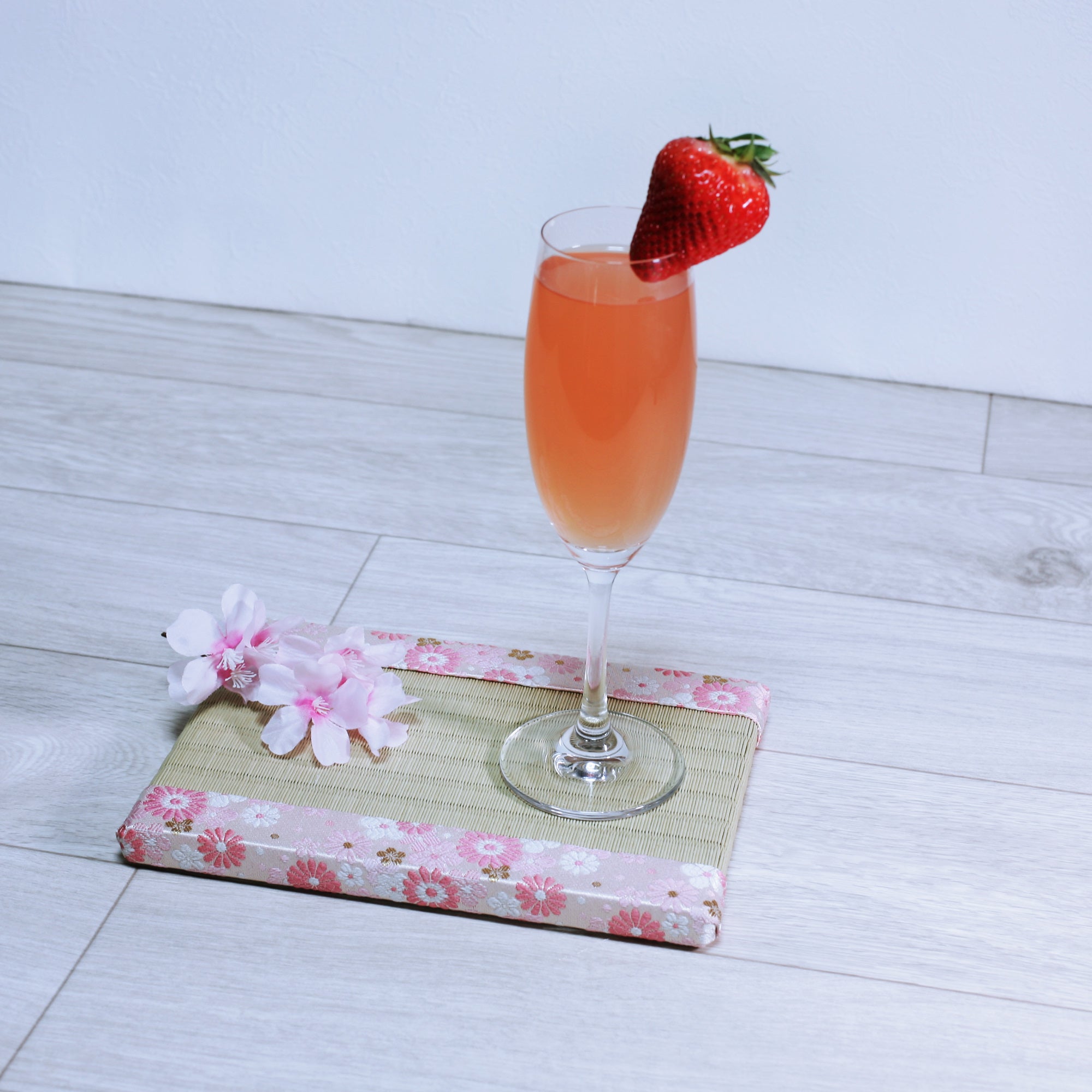 ミニ畳 消臭効果がある華やかなミニ畳 金襴生地 ピンク グリーン