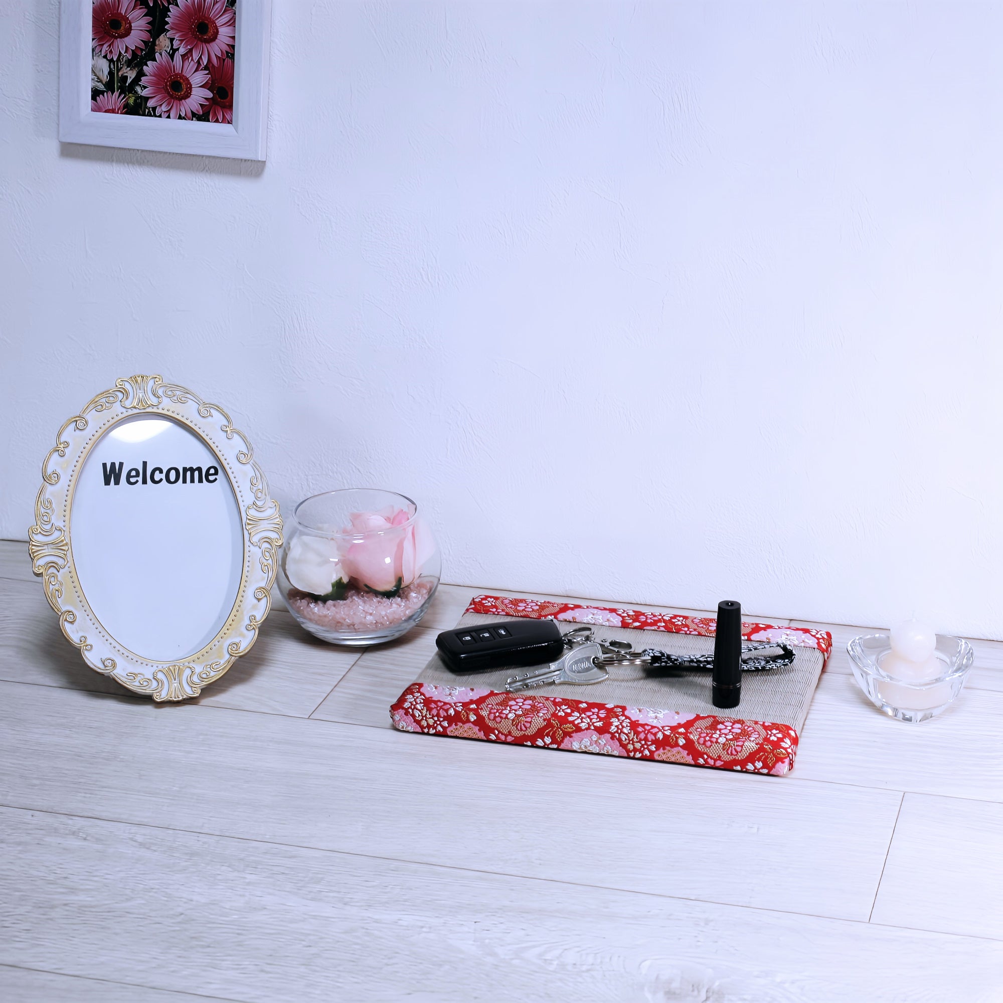 ミニ畳 消臭効果がある華やかなミニ畳 金襴生地 赤 桃色