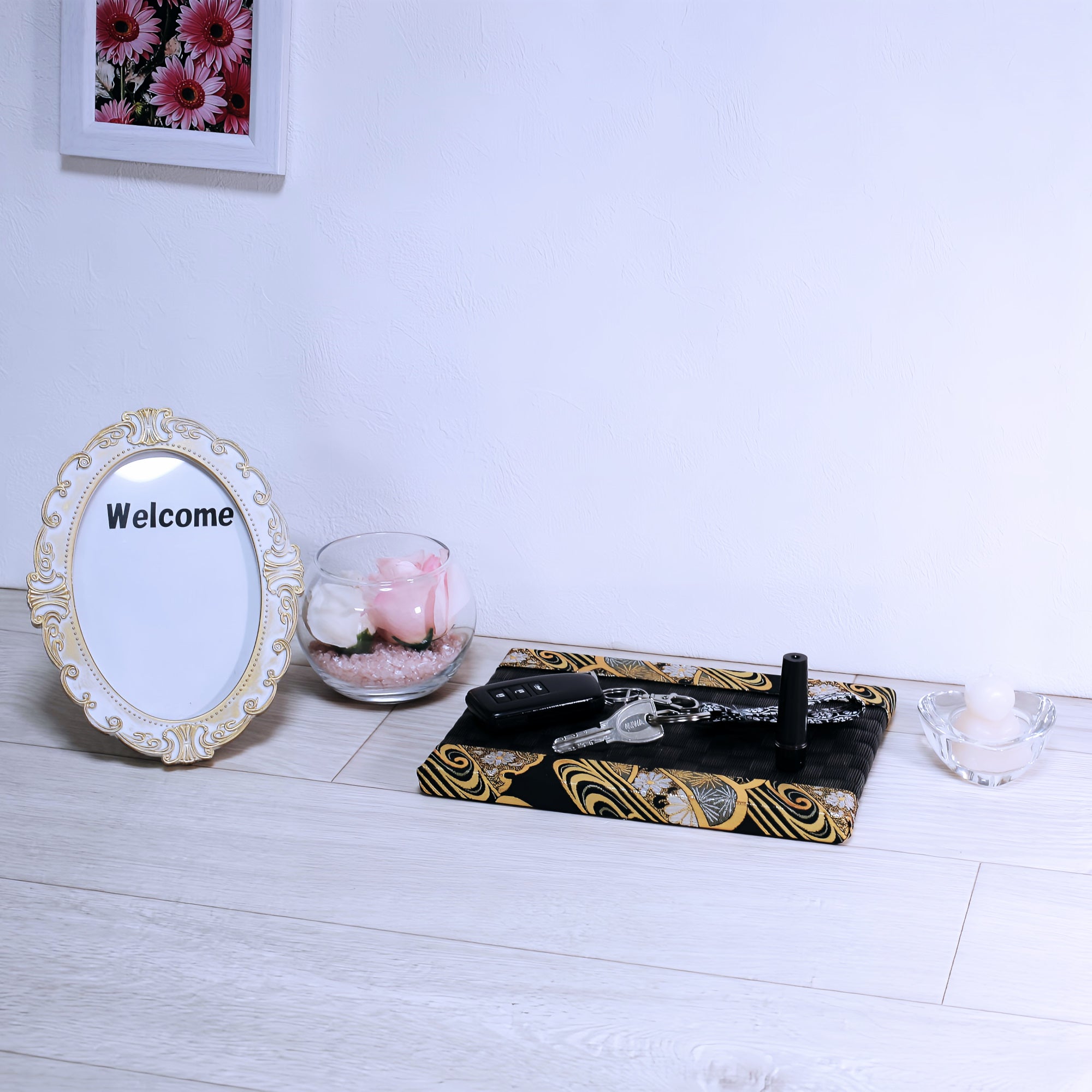 ミニ畳 消臭効果がある華やかなミニ畳 金襴生地 ゴールド 市松ブラック