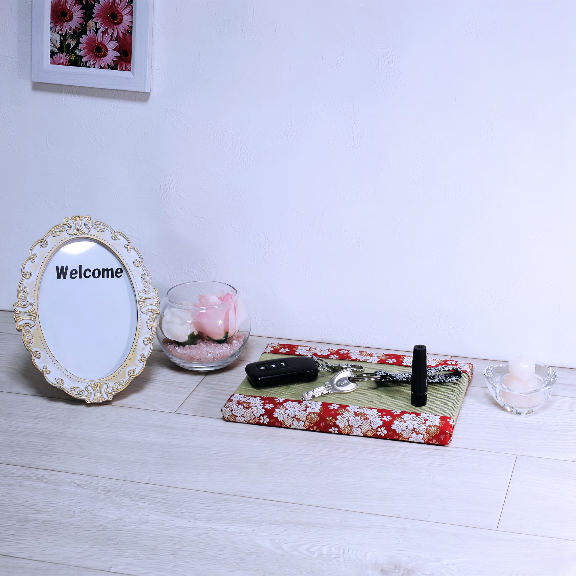 ミニ畳 消臭効果がある華やかなミニ畳 金襴生地 赤色 緑色