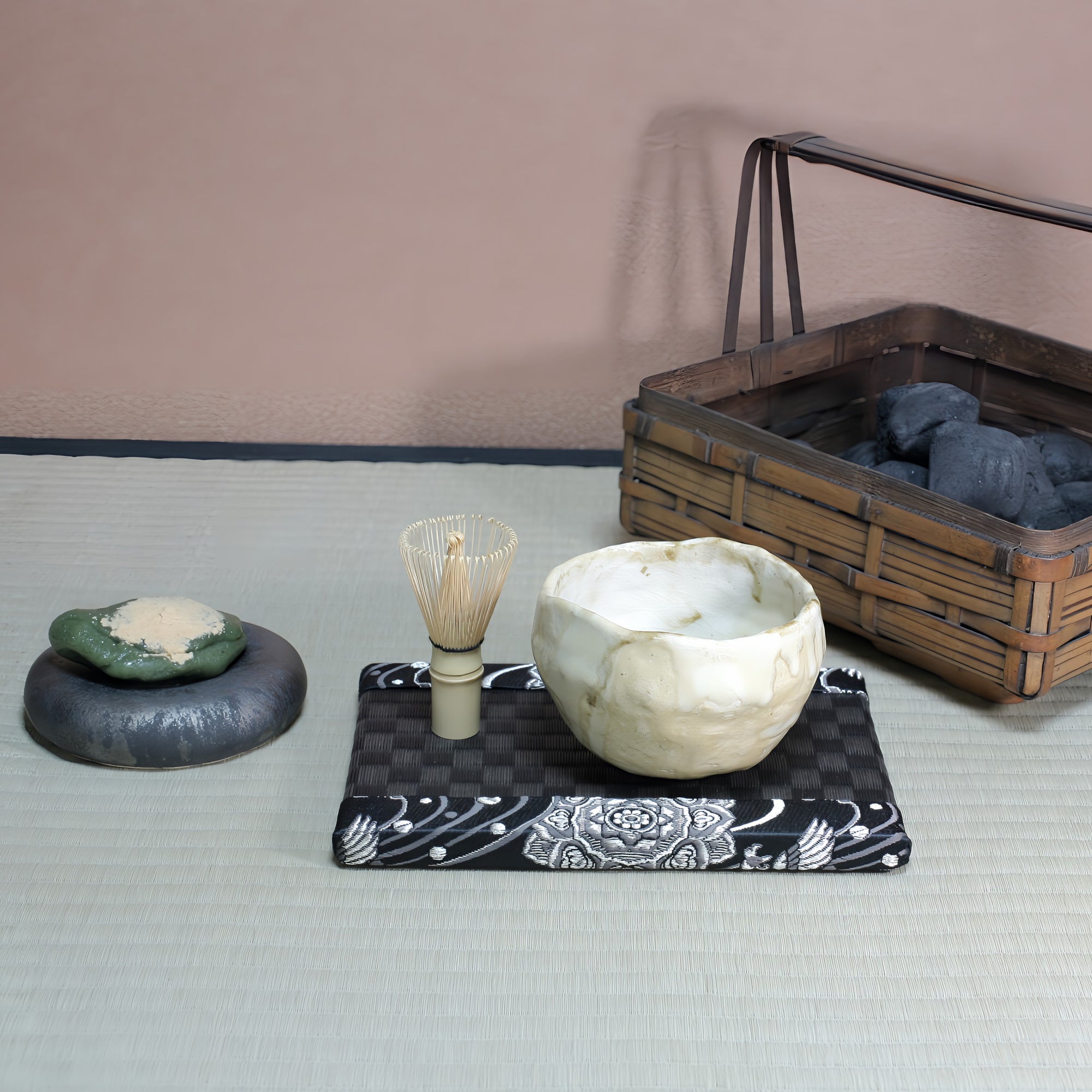 ミニ畳 消臭効果がある華やかなミニ畳 金襴生地 ブラック 市松ブラック