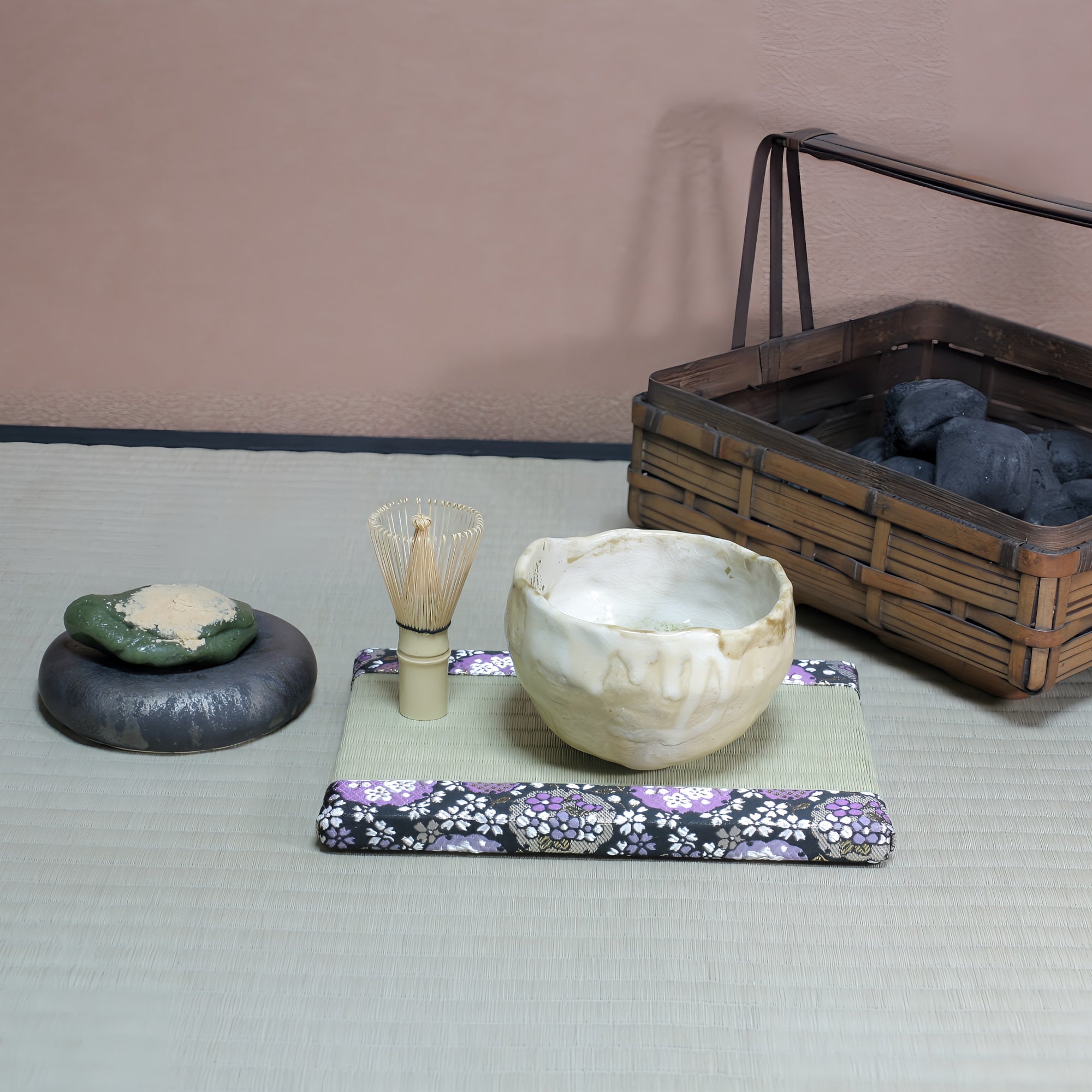 ミニ畳 消臭効果がある華やかなミニ畳 金襴生地 パープル ブラック グリーン