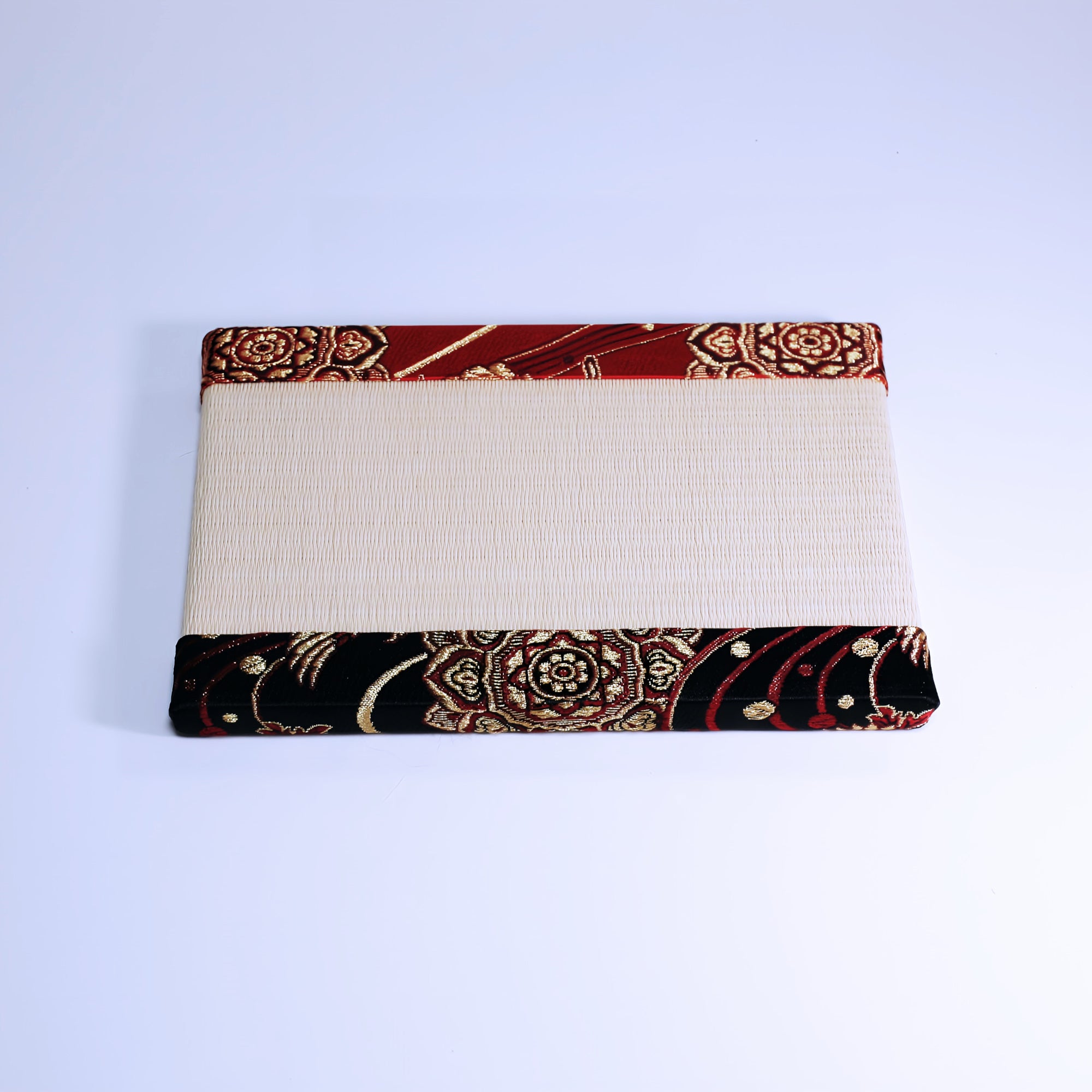 ミニ畳 消臭効果がある華やかなミニ畳 金襴生地 レッド ブラック ホワイト