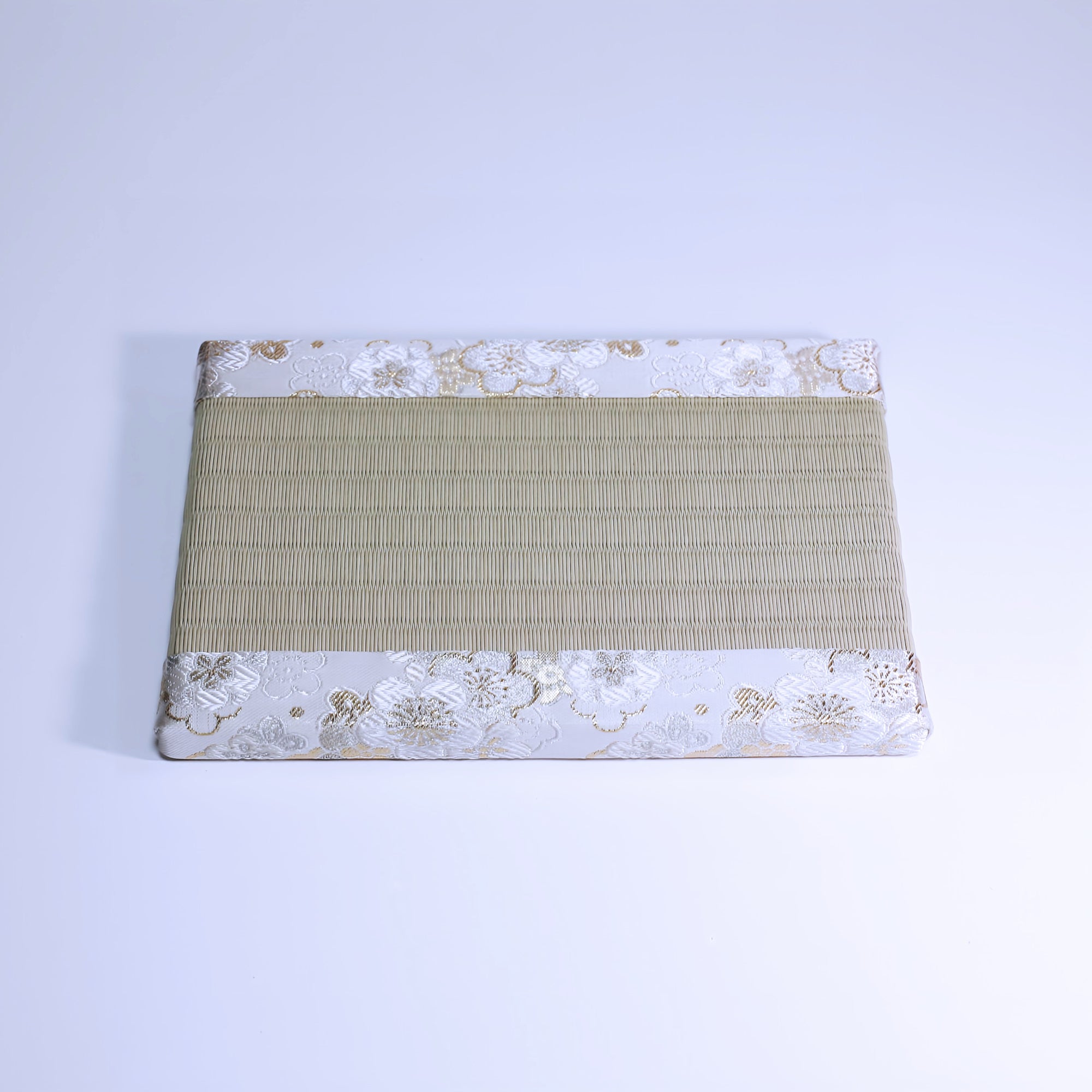 ミニ畳 消臭効果がある華やかなミニ畳 金襴生地 ホワイト グリーン