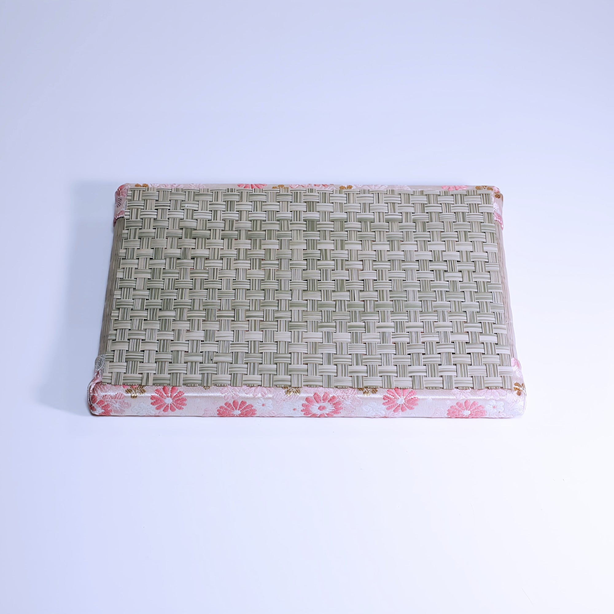 ミニ畳 消臭効果がある華やかなミニ畳 金襴生地 ピンク 桃色 カラフルな