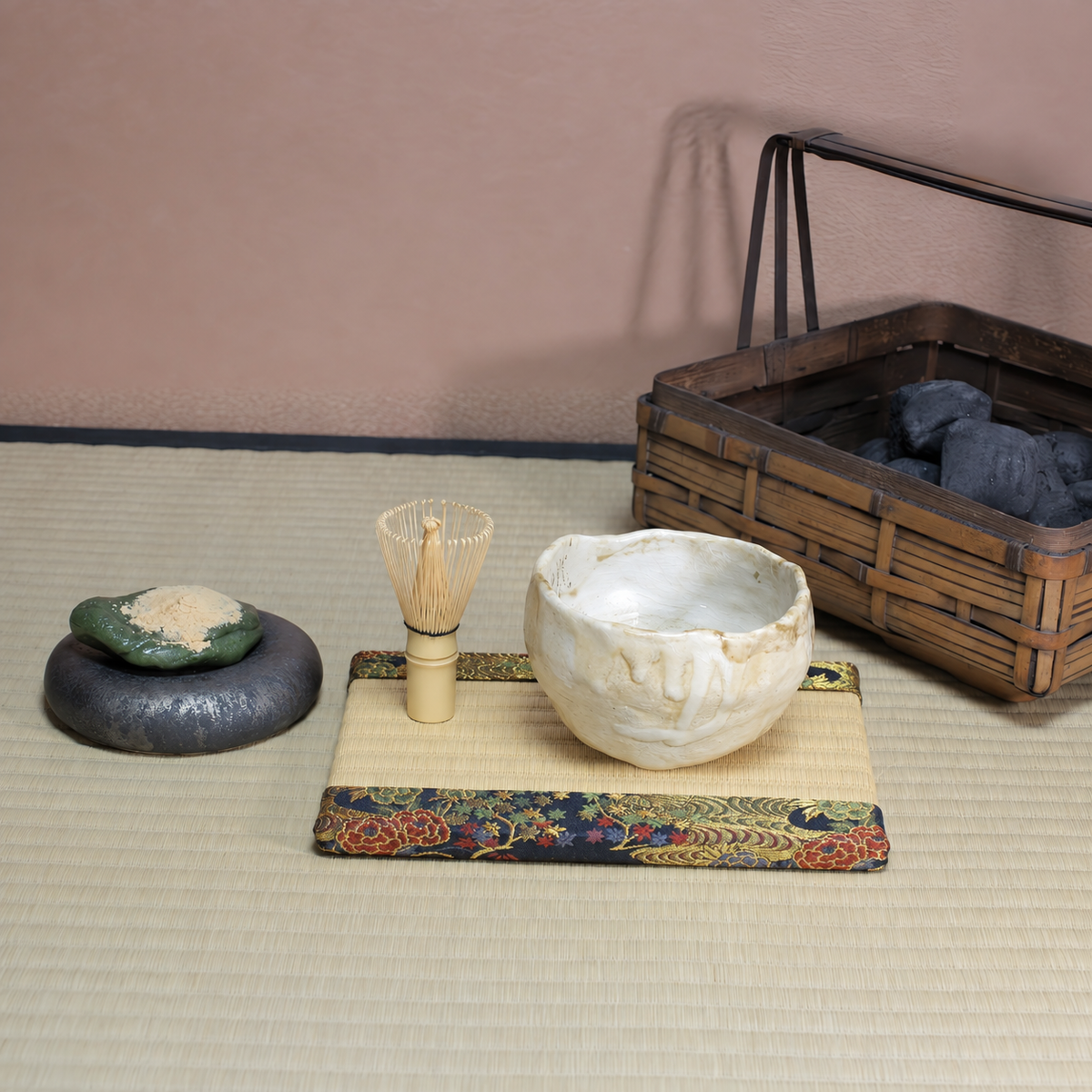 ミニ畳 消臭効果がある華やかなミニ畳 金襴生地 ネイビー ゴールド イエロー