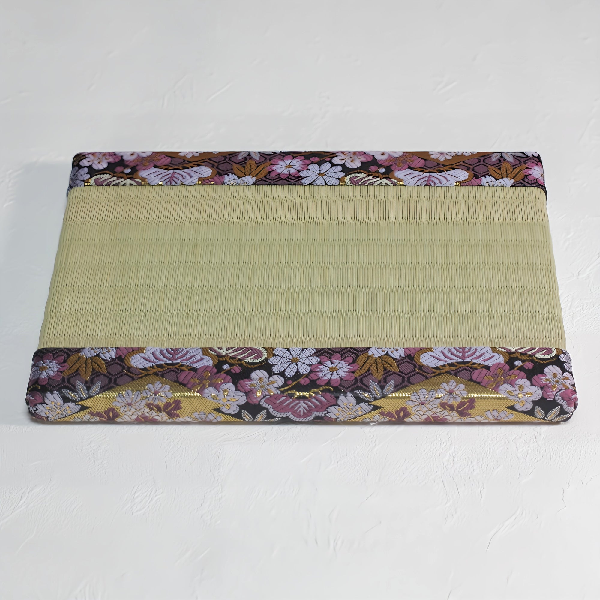 Gorgeous mini tatami mats with deodorizing properties, gold brocade fabric, purple and green