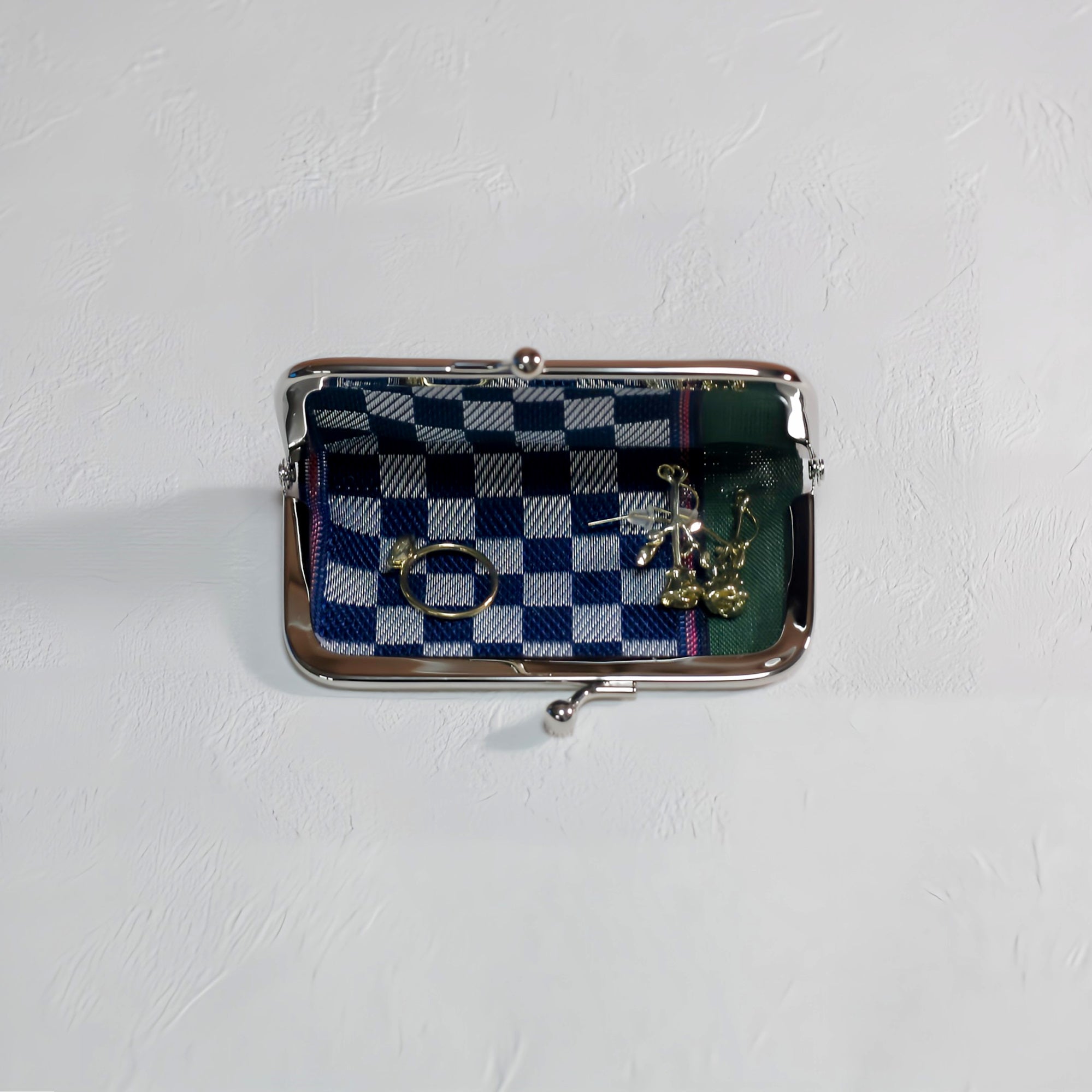 Purse made by arranging the tatami edge Blue Check pattern Green